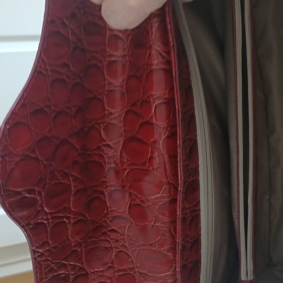 Brahmin Red Croc-Embossed Shoulder Bag with Gold Accents - Picture 5 of 5